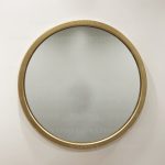 آینه گرد قاب چوبی مدل صدف